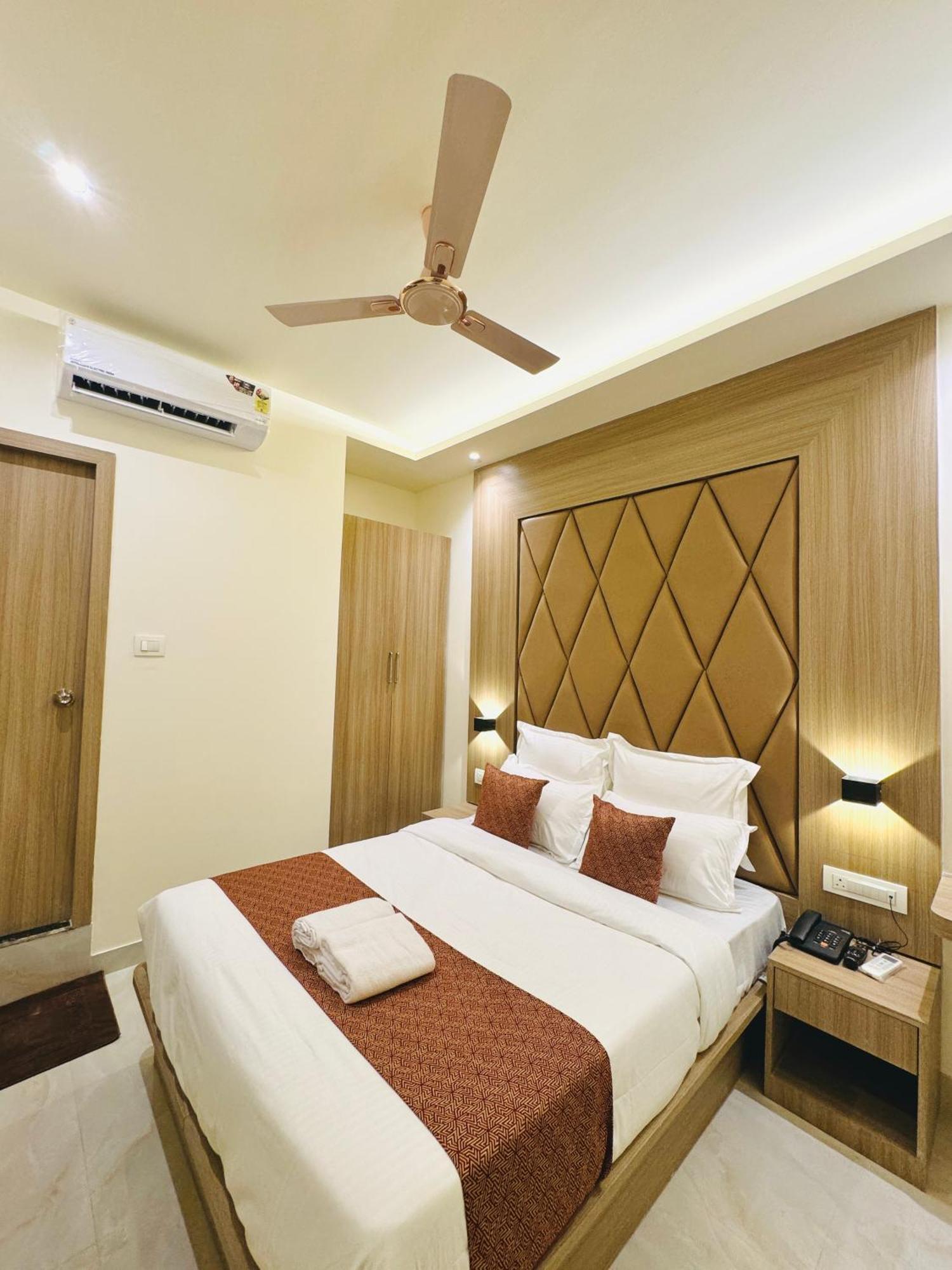 Bellamont Mumbai (Bombay)