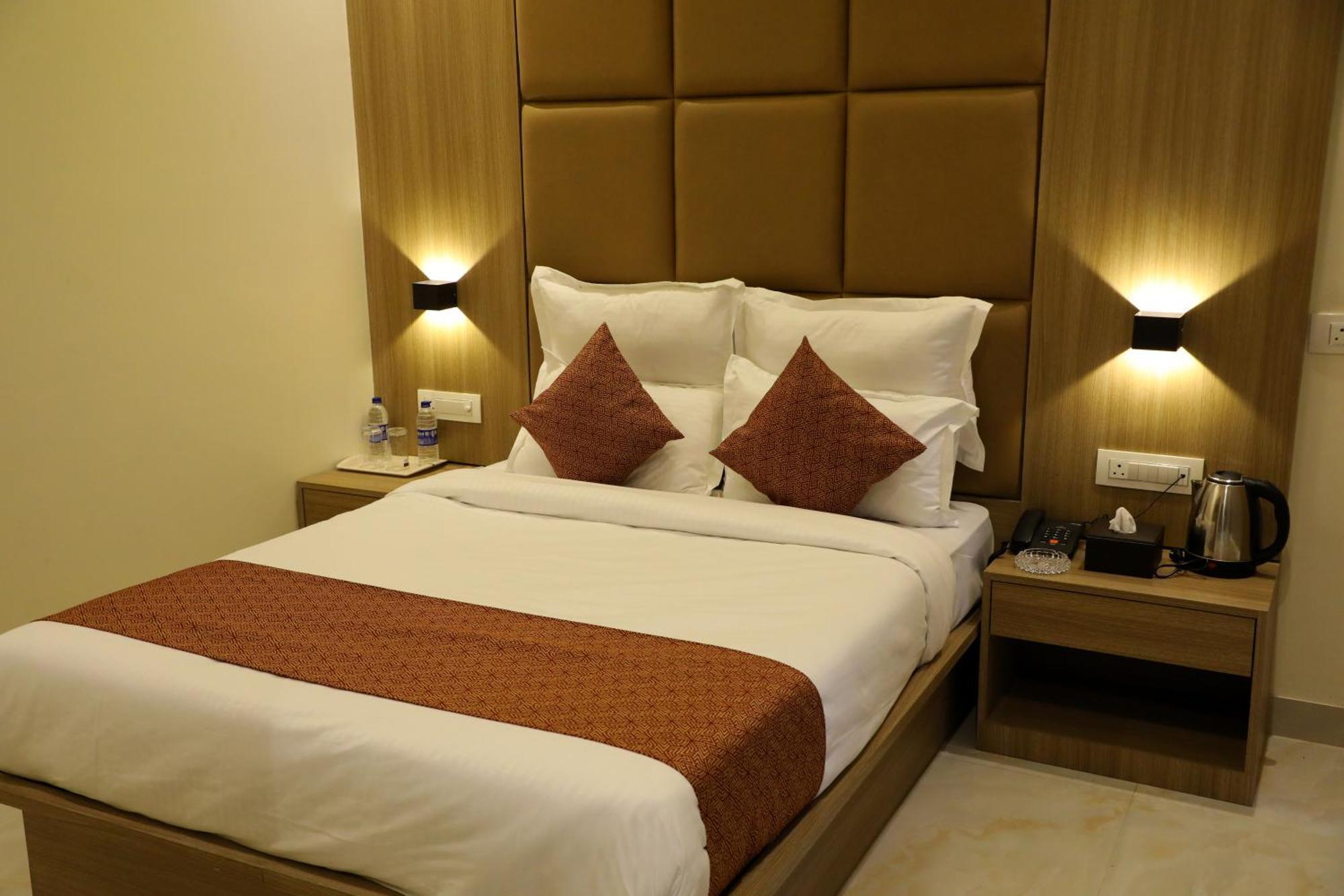 Hotel Bellamont Mumbai (Bombay)